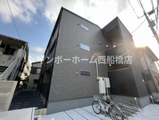リーブルファイン船橋栄町のエントランス