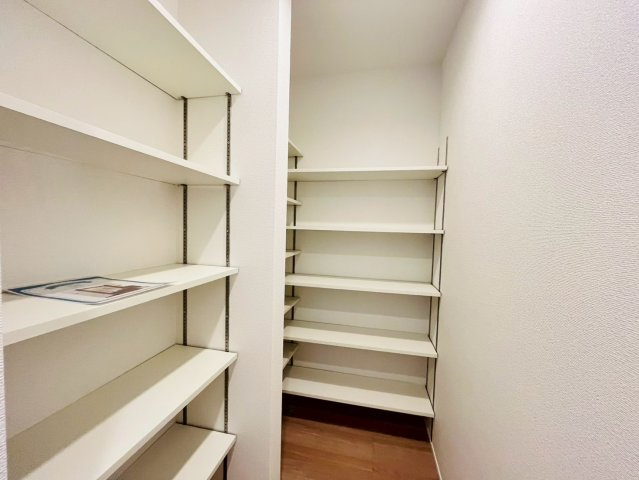 ★★南城市佐敷手登根5期-1号棟（全3棟）の収納|※参考写真※