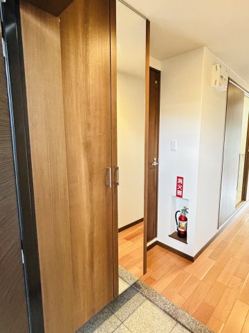 メゾンド松風の玄関