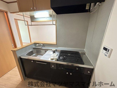 【キッチン】 | ヴァロンドール角田C