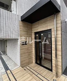 板橋区高島平９丁目の賃貸マンションのエントランス