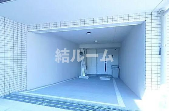 板橋区高島平９丁目の賃貸マンションの駐車場