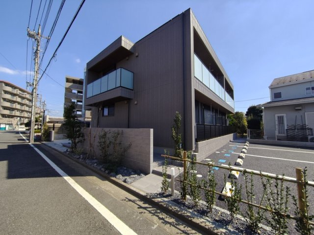 ＡＬＬＵＲＥの外観