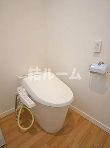 豊島区南池袋４丁目のアパートのトイレ