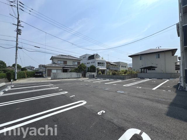 アーバンライフヒロ沖浜の駐車場