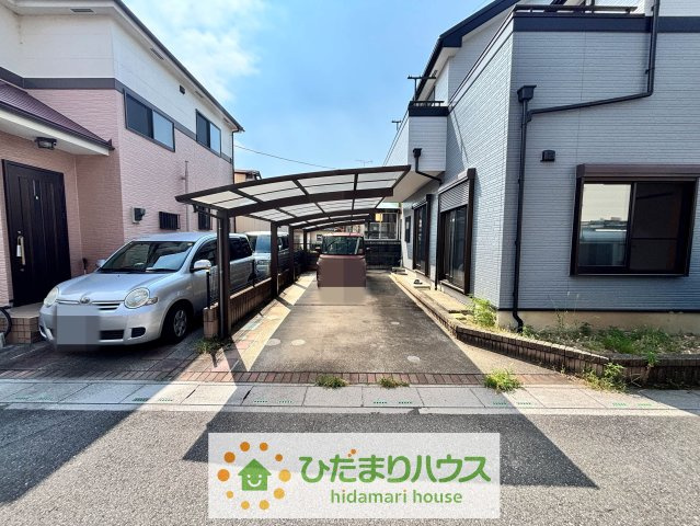 杉戸町倉松4丁目　中古一戸建ての駐車場|26/07/31　撮影