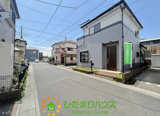 杉戸町倉松4丁目　中古一戸建ての前面道路含む現地写真|26/07/31　撮影