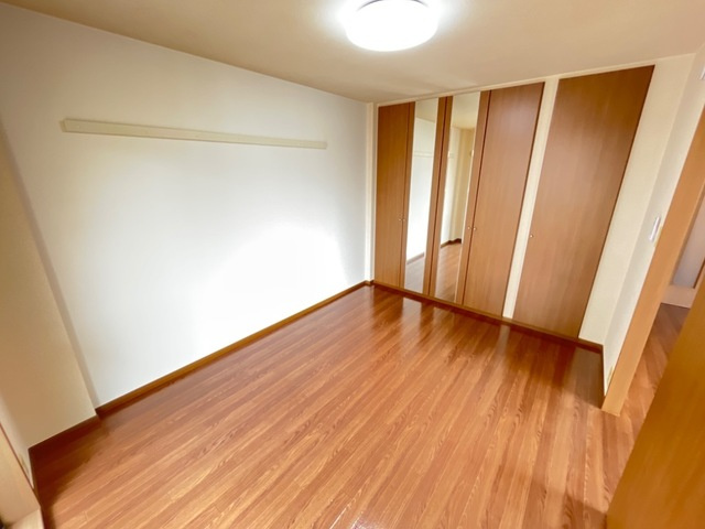 ロイヤルパレスの洋室