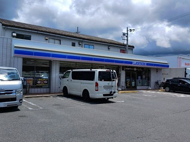 吉田本町１丁目倉庫（Ｔ．Ｋ）の周辺