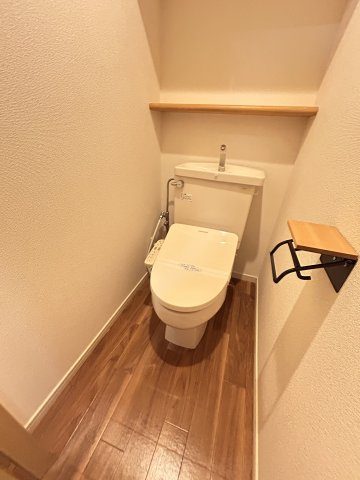 ジェイパーク中目黒Ⅲピアットフォルテのトイレ|清潔感のあるトイレです