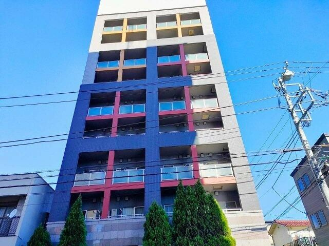 ＦＬＡＴ船橋の外観