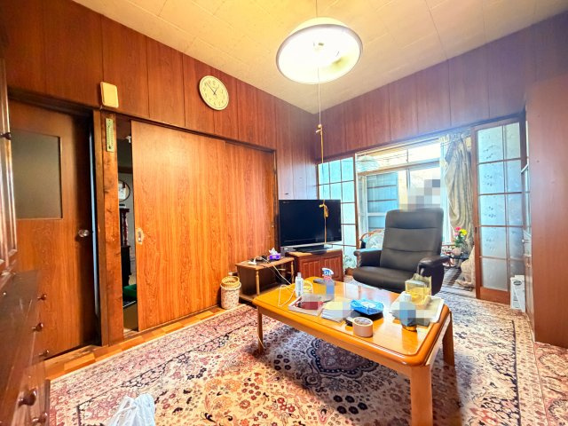 【居間・リビング】 | 熊谷市久保島　中古戸建