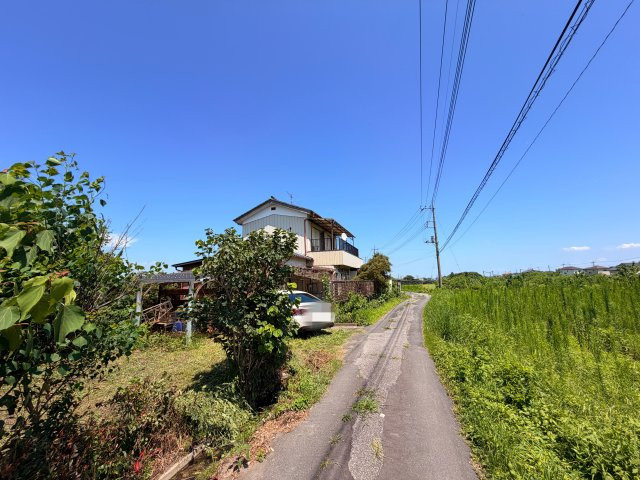 【前面道路含む現地写真】 | 熊谷市久保島　中古戸建