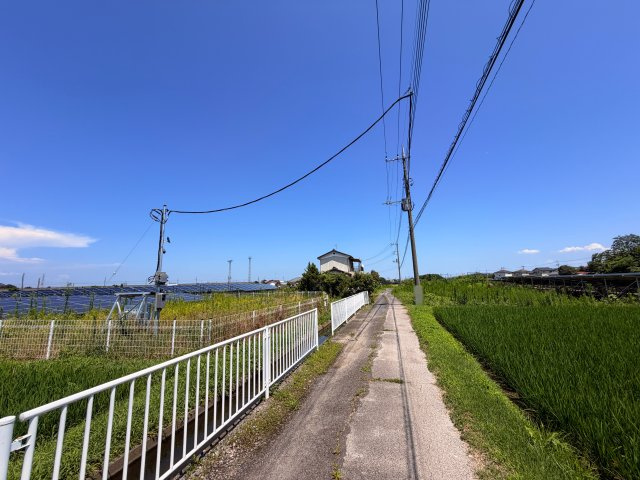 【前面道路含む現地写真】 | 熊谷市久保島　中古戸建