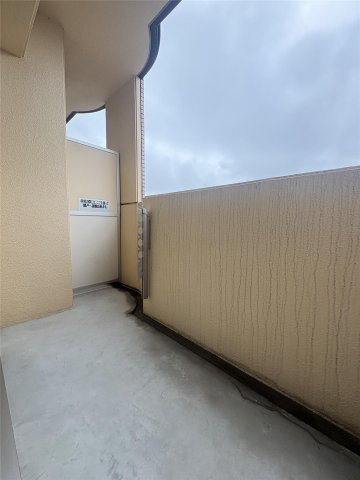 カーネリアン新屋敷のバルコニー