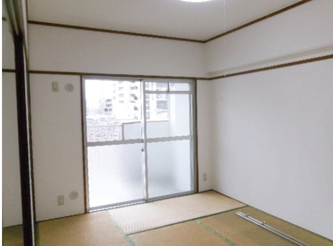 【寝室】