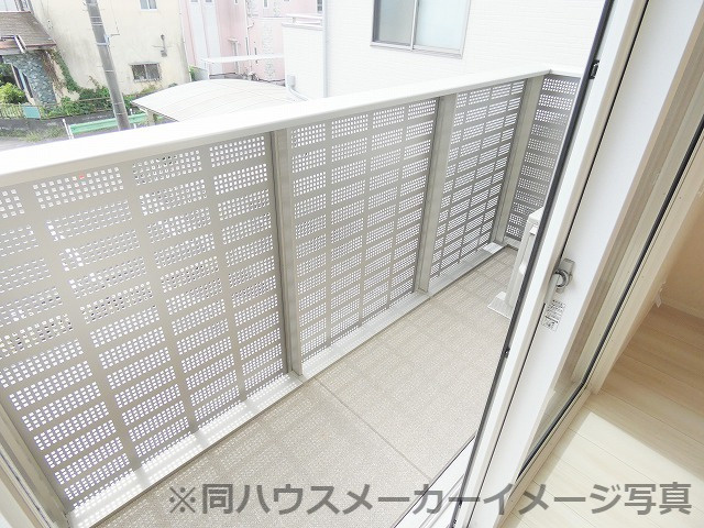 プリムヴェール聖蹟桜ヶ丘のバルコニー|■同ハウスメーカー施工の別部屋写真です■