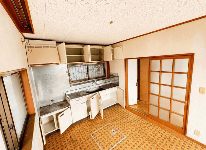 海老名市国分北　中古戸建のキッチン