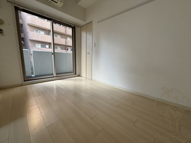 トレヴァンス梅田の寝室