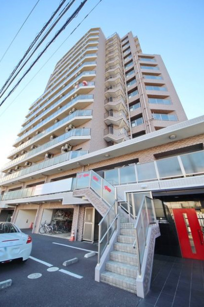 松戸市東松戸３丁目の賃貸マンションの外観