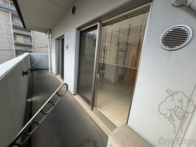 トレヴァンス梅田のバルコニー