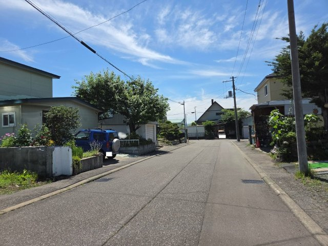 【前面道路含む現地写真】の画像