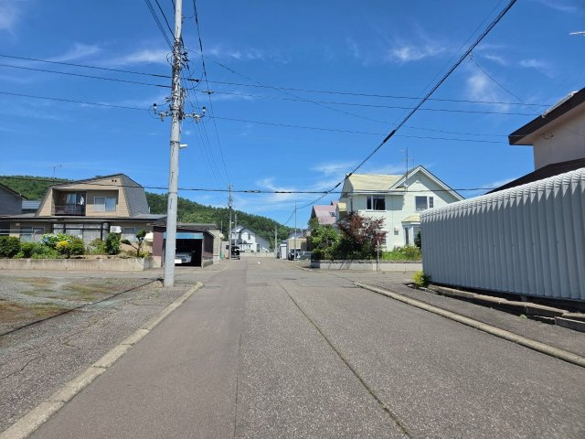 【前面道路含む現地写真】の画像