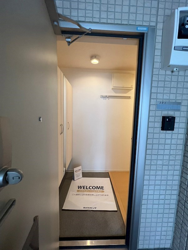カーサ ルチェンテの玄関|きれいな玄関です