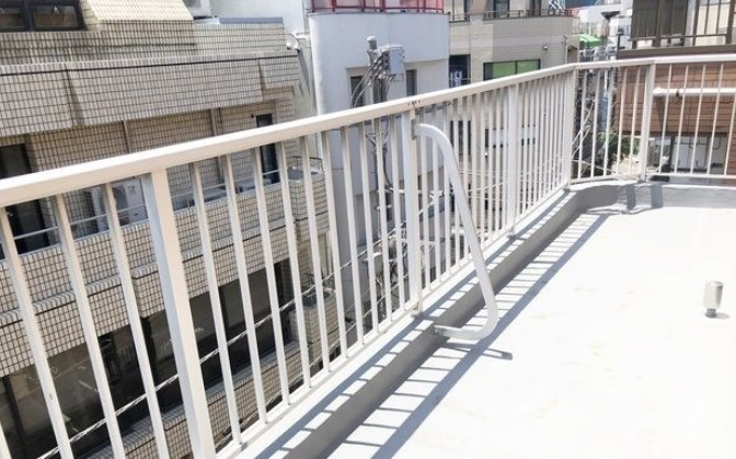 第三田嶋ビルのバルコニー|※別部屋参考写真