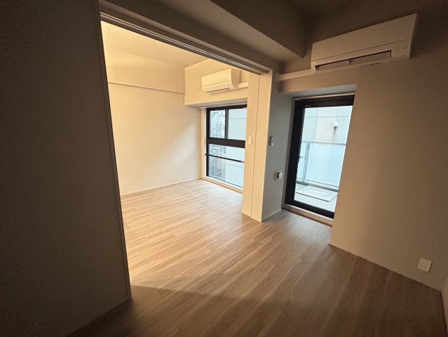 S-RESIDENCE福島diverseの洋室
