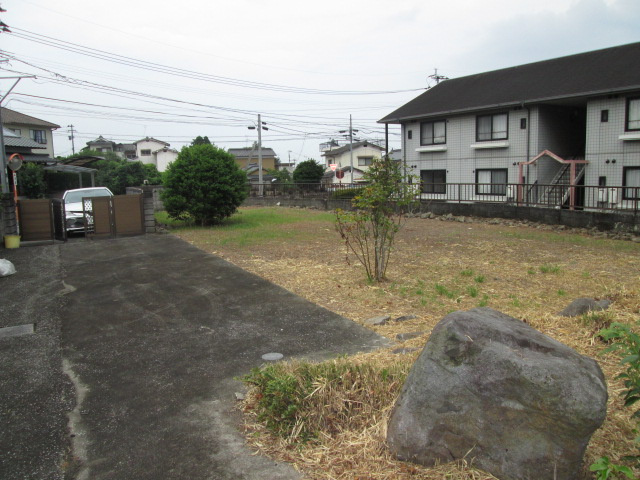 日出町豊岡の駐車場