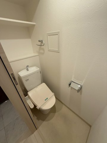 グランカーサ難波元町のトイレ