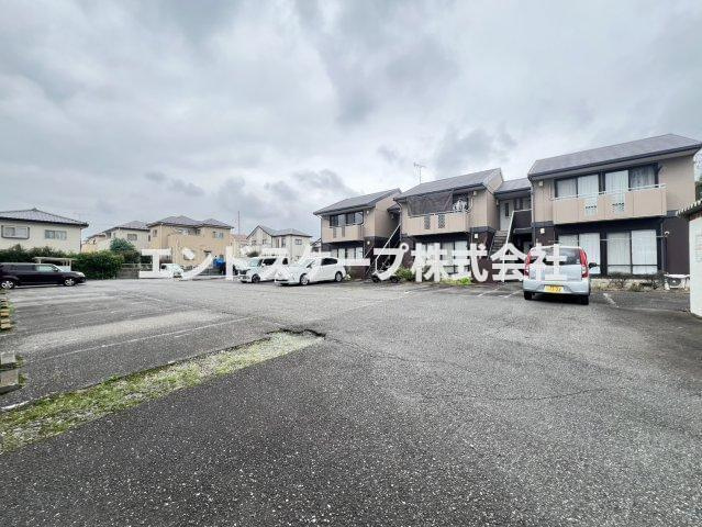 木村ハイツＢの駐車場|高崎、前橋のお部屋探しはエンドスケープまで！お客様の理想お聞かせ下さい♪