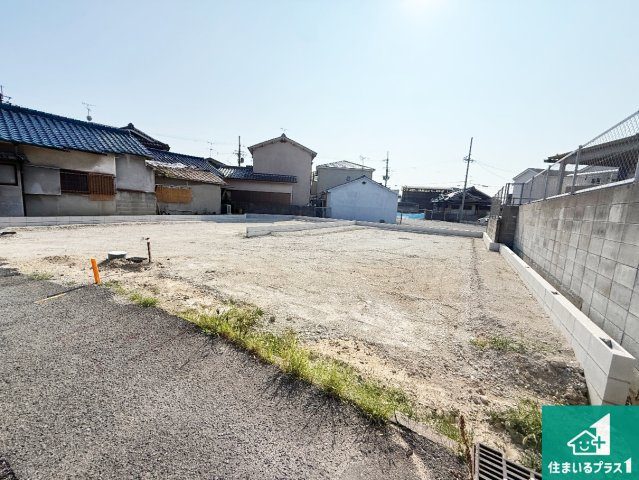 羽曳野市向野　第4期　新築一戸建ての外観|周辺は落ち着いた街並みの住宅地！子育てがしやすい住環境です！まだ未完成ですが、現地でしかわからない事もございます。是非一度ご覧ください。