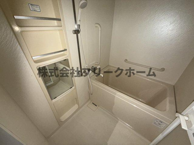 武蔵野市境４丁目の賃貸マンションの浴室