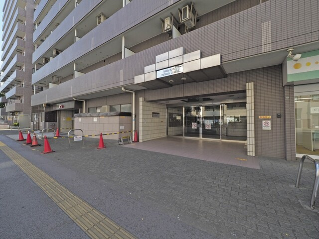 ガーデンプラザ横浜南の駐車場