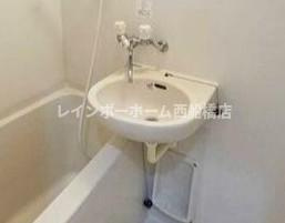 市川市真間２丁目のアパートの洗面所