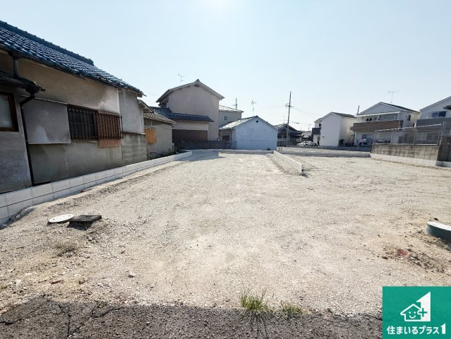 羽曳野市向野　第4期　新築一戸建ての外観|周辺は落ち着いた街並みの住宅地！子育てがしやすい住環境です！まだ未完成ですが、現地でしかわからない事もございます。是非一度ご覧ください。