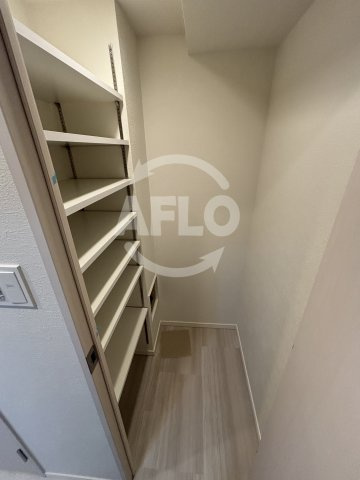 スプランディッド上本町WEST　生魂小学校区の収納|スプランディッド上本町WEST　玄関収納