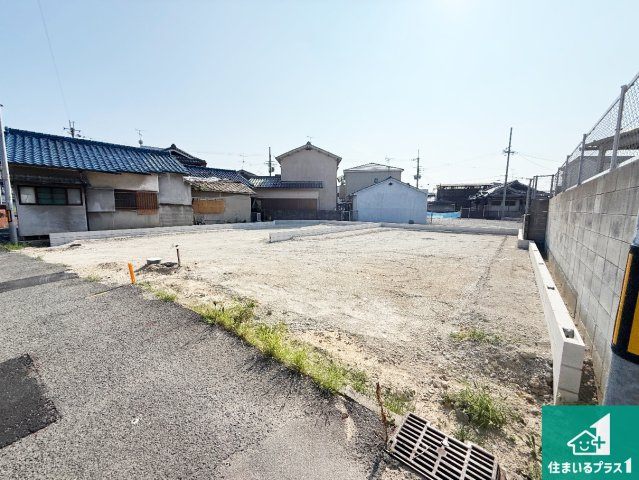 羽曳野市向野　第4期　新築一戸建ての外観|周辺は落ち着いた街並みの住宅地！子育てがしやすい住環境です！まだ未完成ですが、現地でしかわからない事もございます。是非一度ご覧ください。