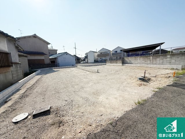 羽曳野市向野　第4期　新築一戸建ての外観|周辺は落ち着いた街並みの住宅地！子育てがしやすい住環境です！まだ未完成ですが、現地でしかわからない事もございます。是非一度ご覧ください。