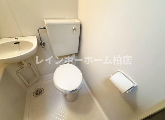 特典：仲介手数料が無料です!!のトイレ