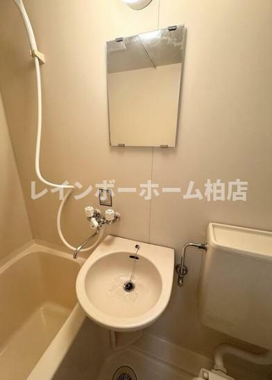 特典：仲介手数料が無料です!!の洗面所