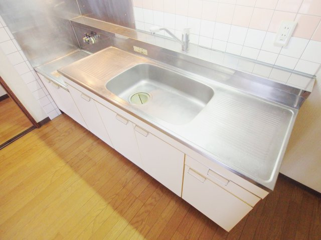 アーバンコート南幸のキッチン