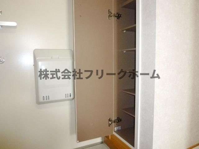 アイプラザ吉祥寺の玄関