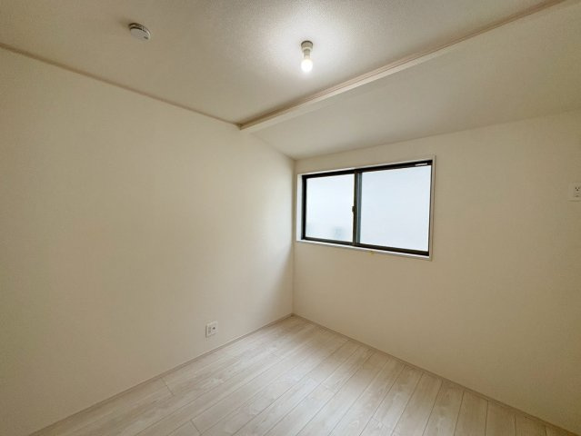 ◆◆那覇市仲井真-3号棟の洋室|※4号棟参照※