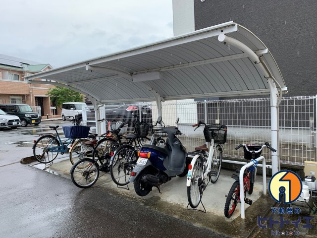 エムズプラザ