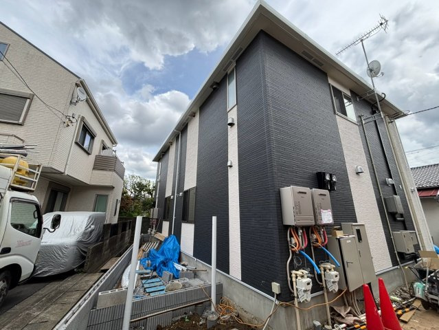 川崎市多摩区菅野戸呂のアパートの外観