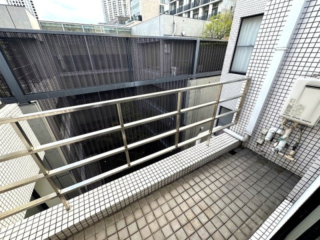 TRUST VALUE赤坂（トラストバリュー赤坂）のバルコニー
