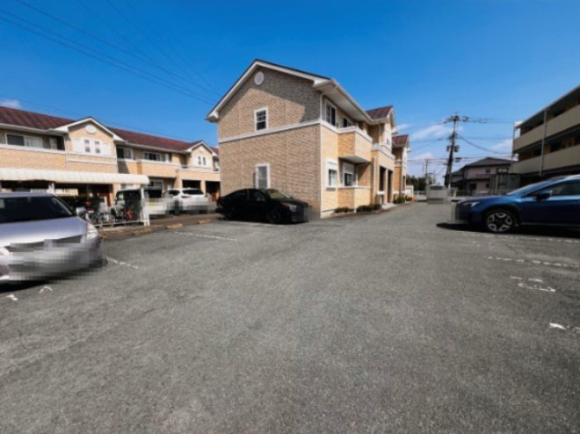 プレジオけやきの駐車場